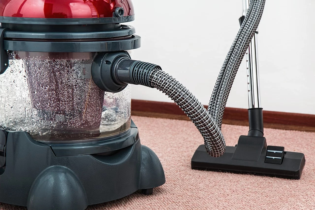 vacuum-